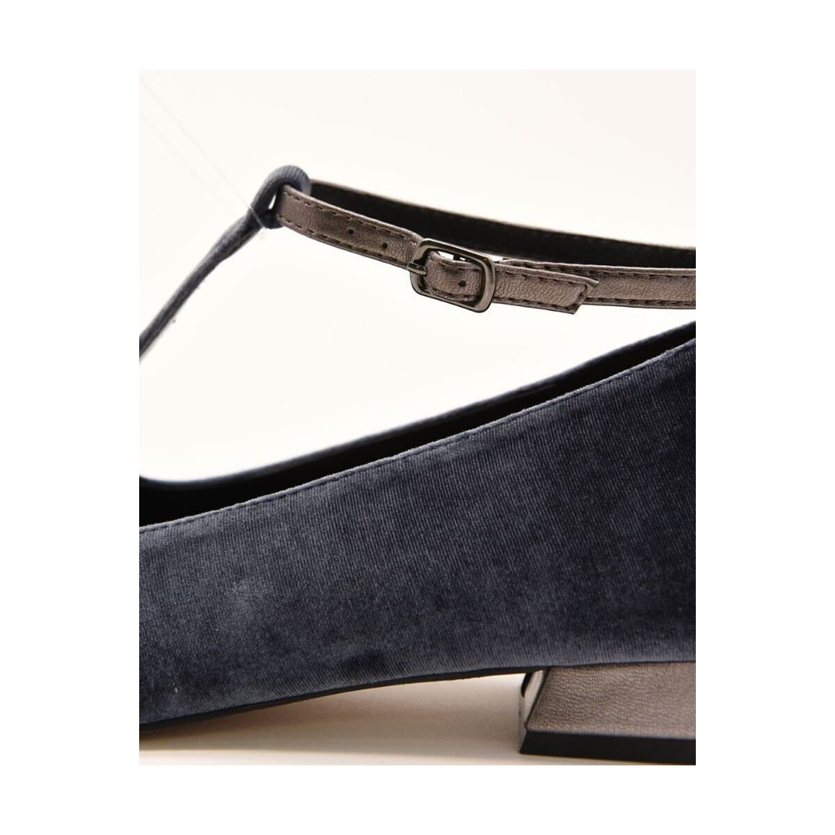 Women's Ballet Flats Azarey Gray