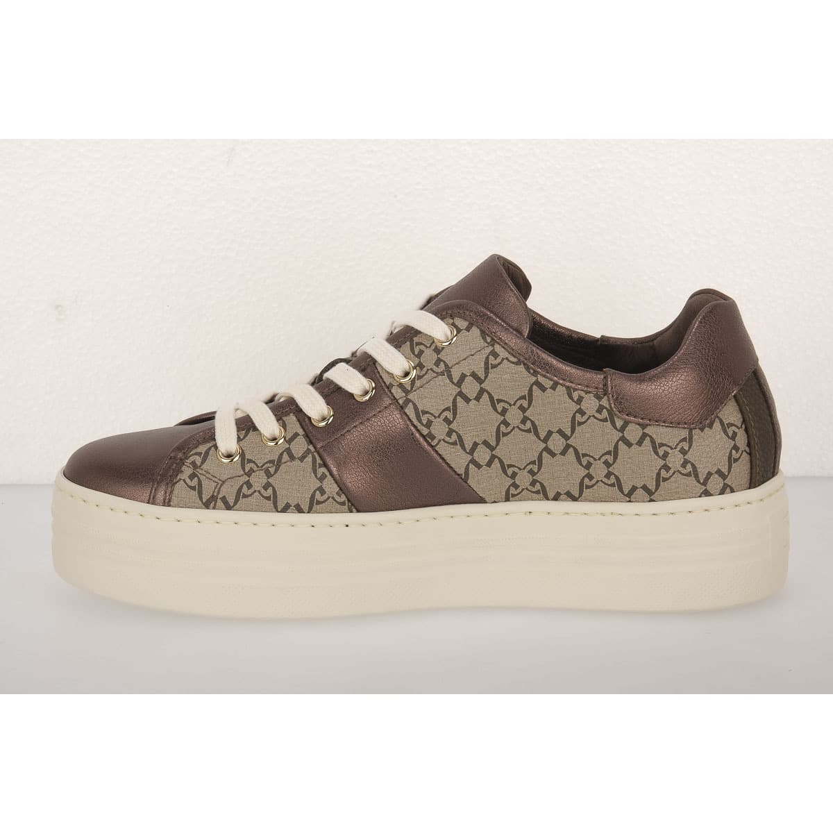 Women's Sneakers NeroGiardini Brown