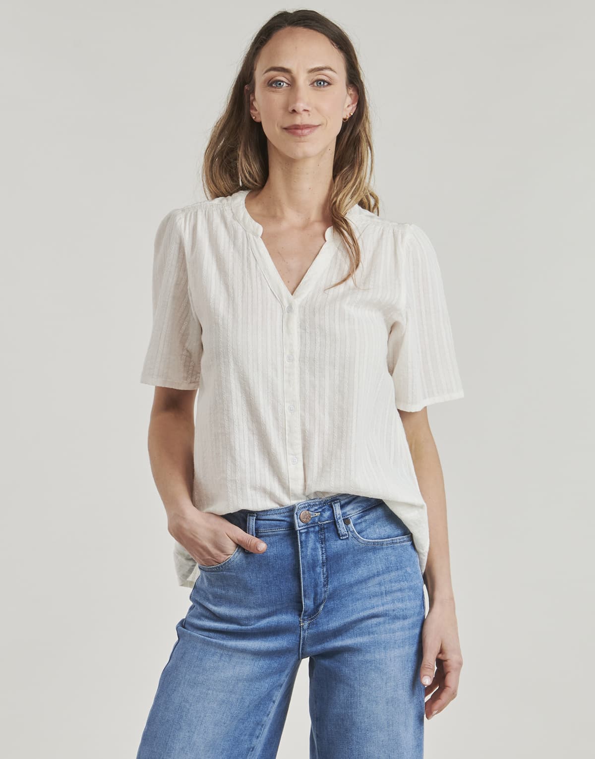 Women's T-Shirts Deeluxe White