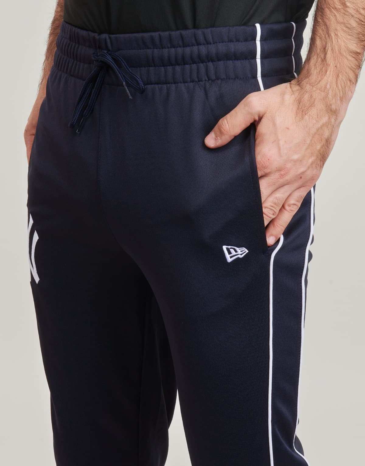 Men's Tracksuits New-Era Black