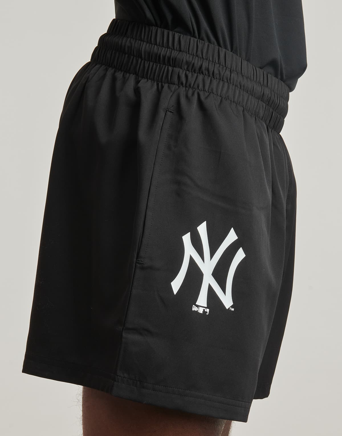 Men's Shorts New-Era Black