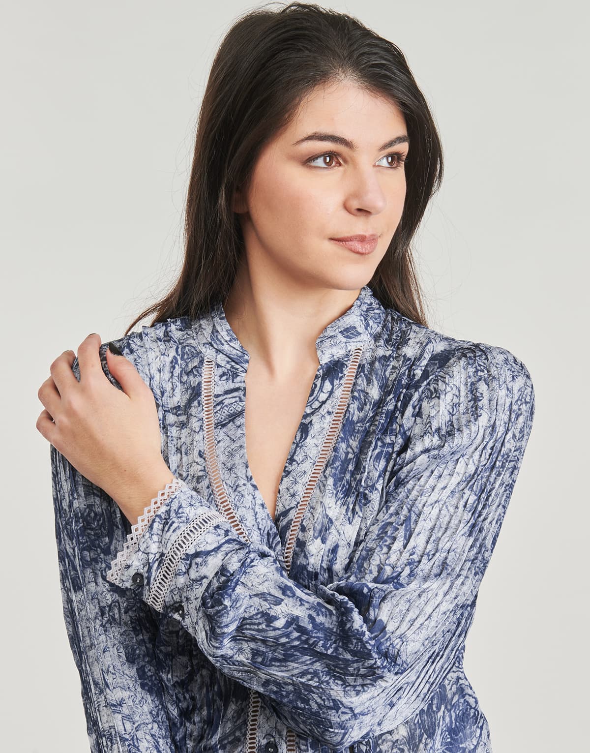 Women's T-Shirts Guess Blue