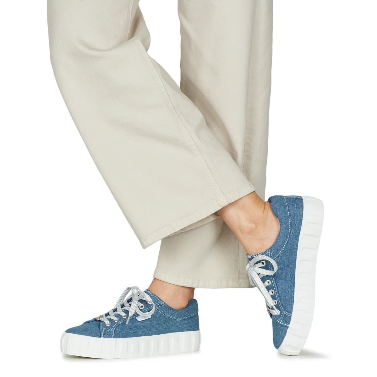 Women's Sneakers Le Temps des Cerises Blue