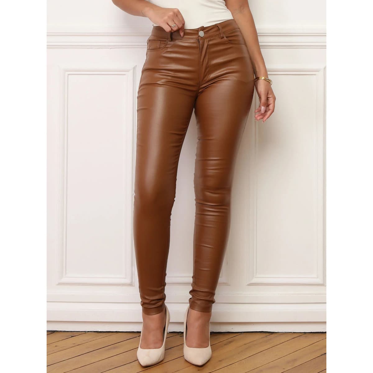 Women's Pants La Modeuse Brown