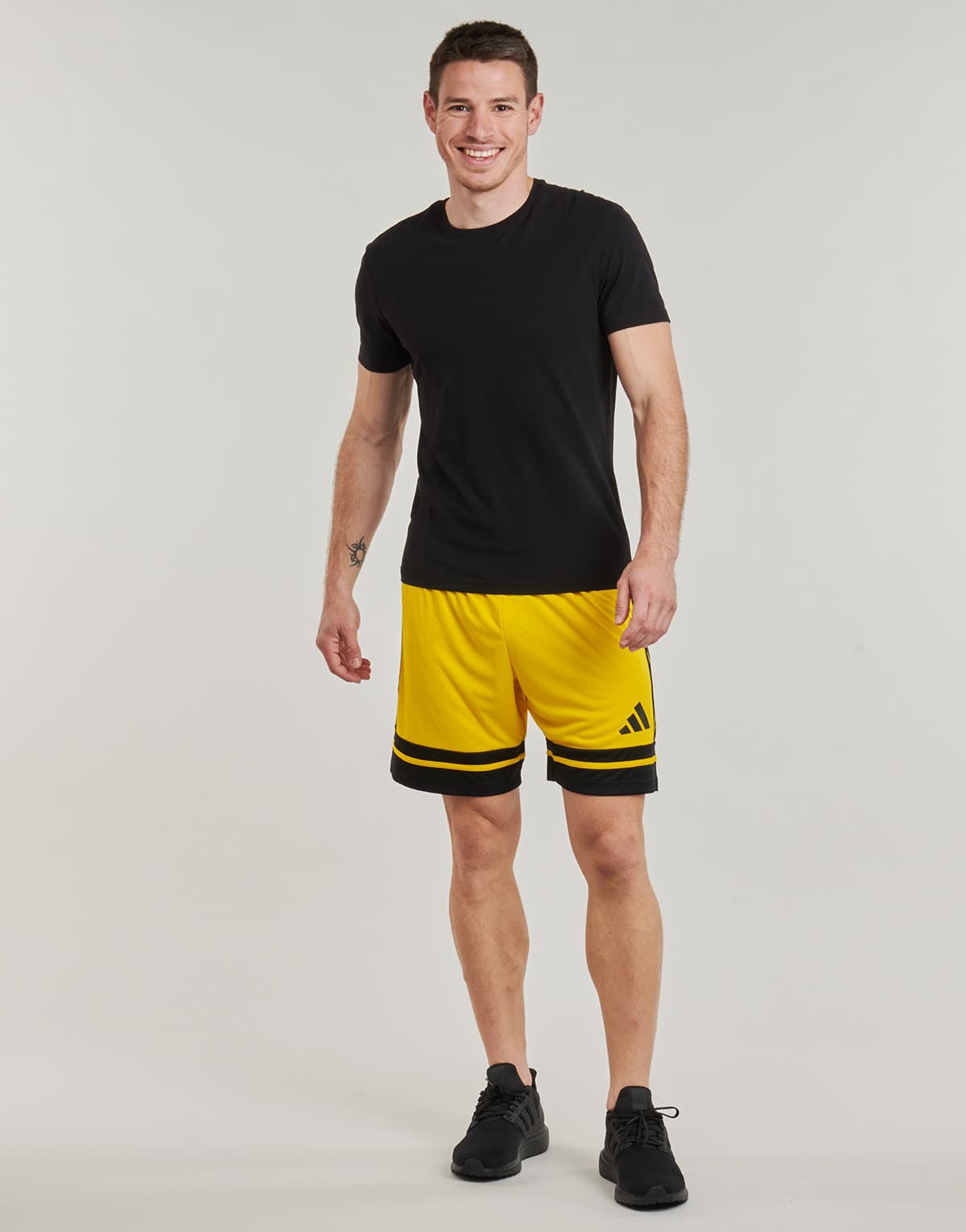 Men's Shorts adidas Yellow