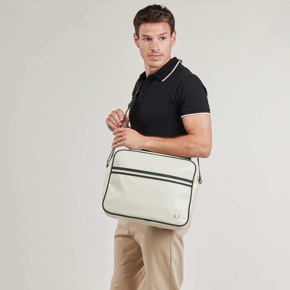 Women's Shoulder Bags Fred Perry White