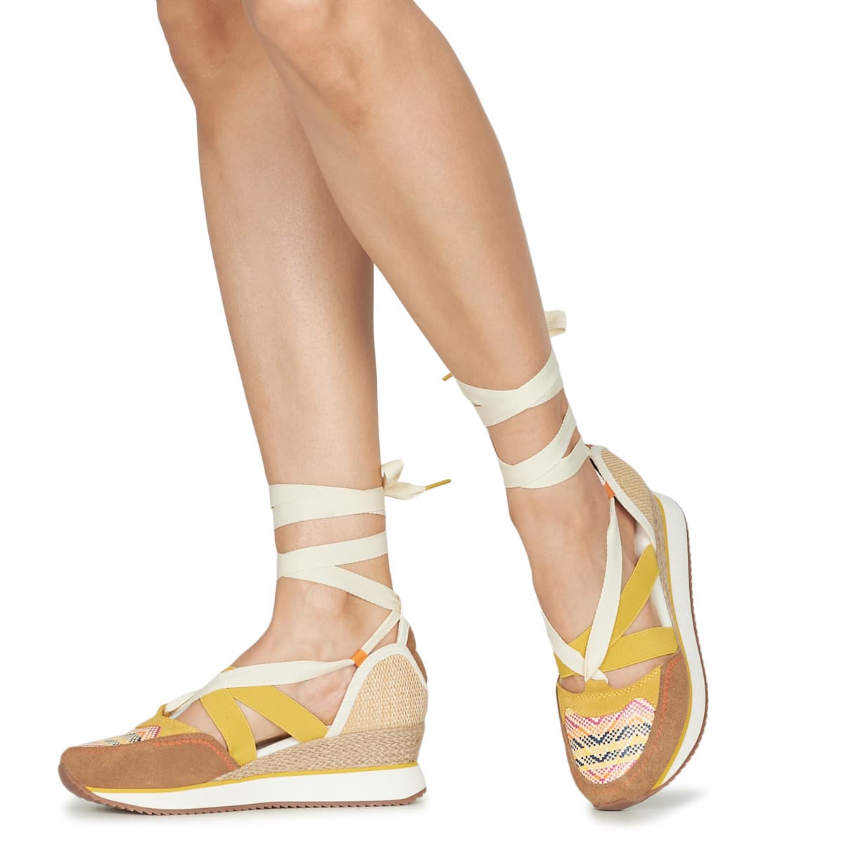 Women's Platforms Gioseppo Beige