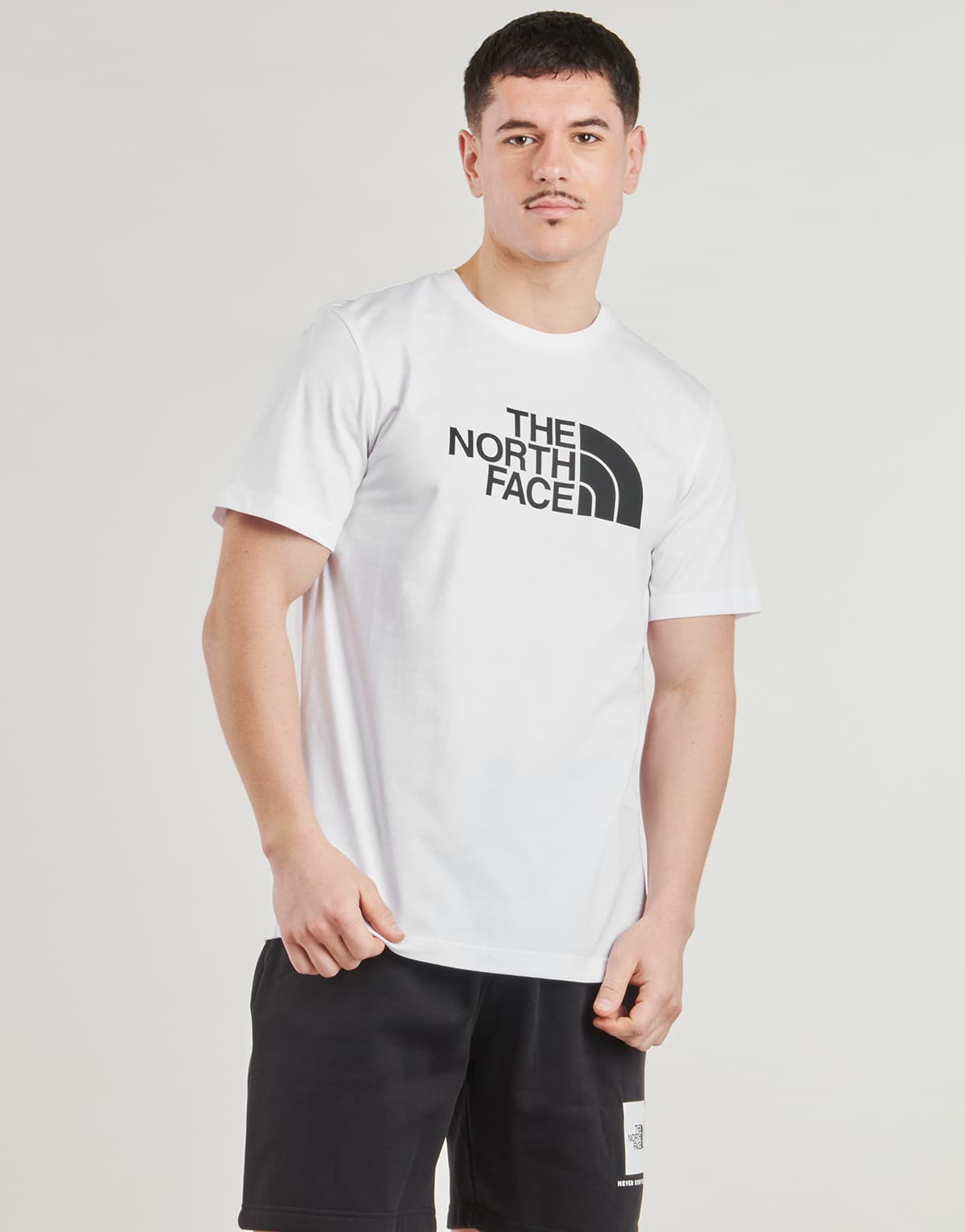 T-shirt με κοντά μανίκια The North Face M SS Easy Tee