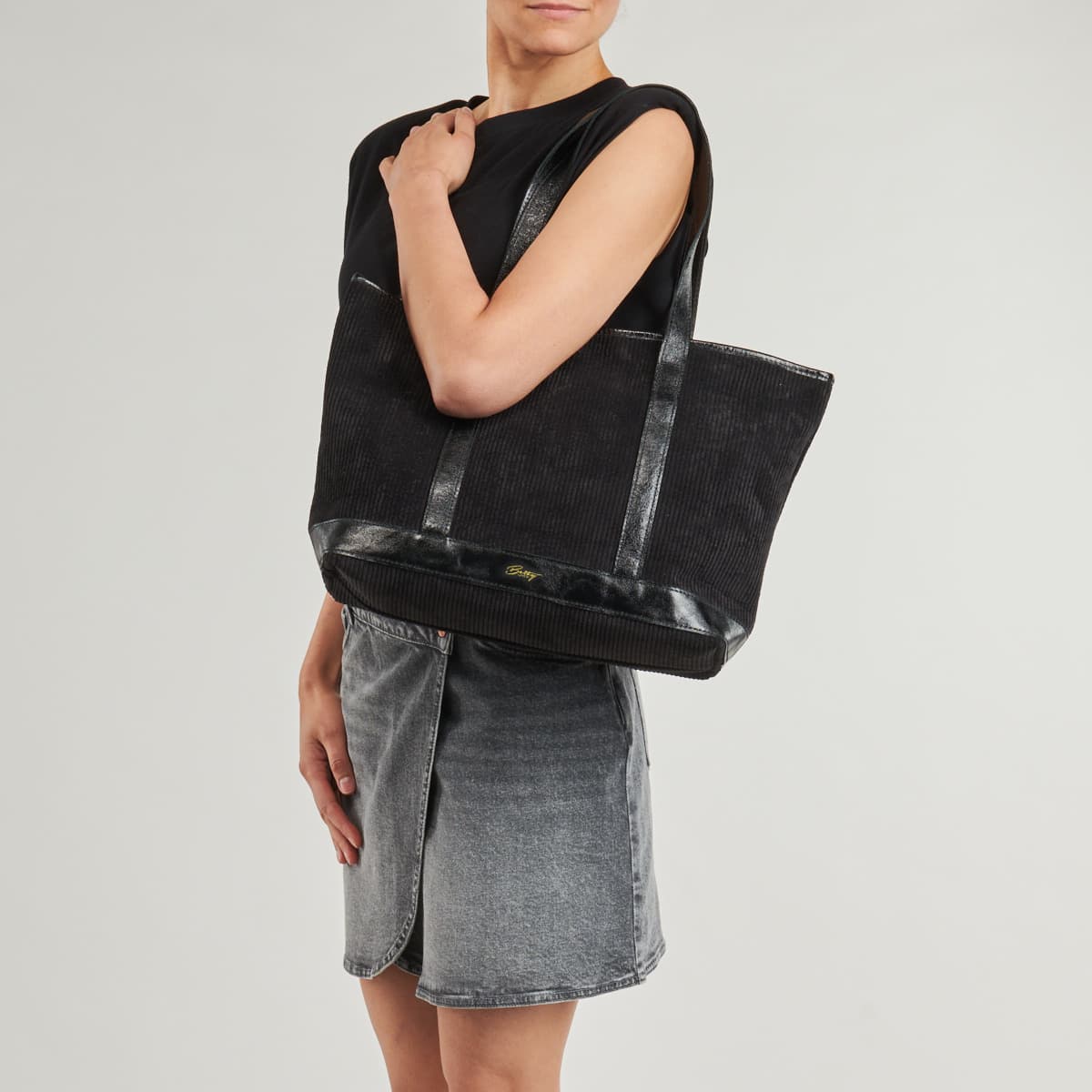 Women's Tote Bags Betty London Black