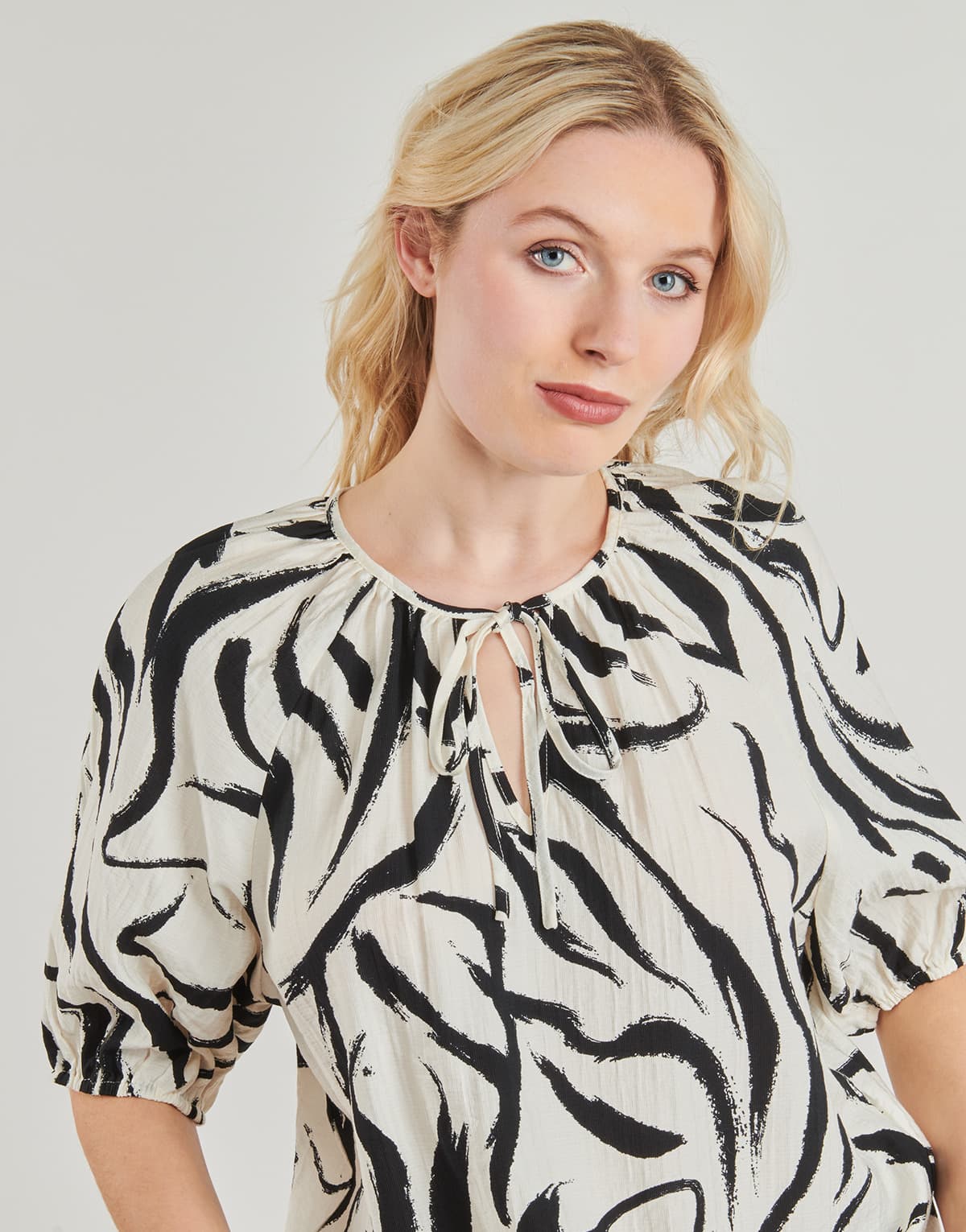 Women's T-Shirts Vila Multicolor