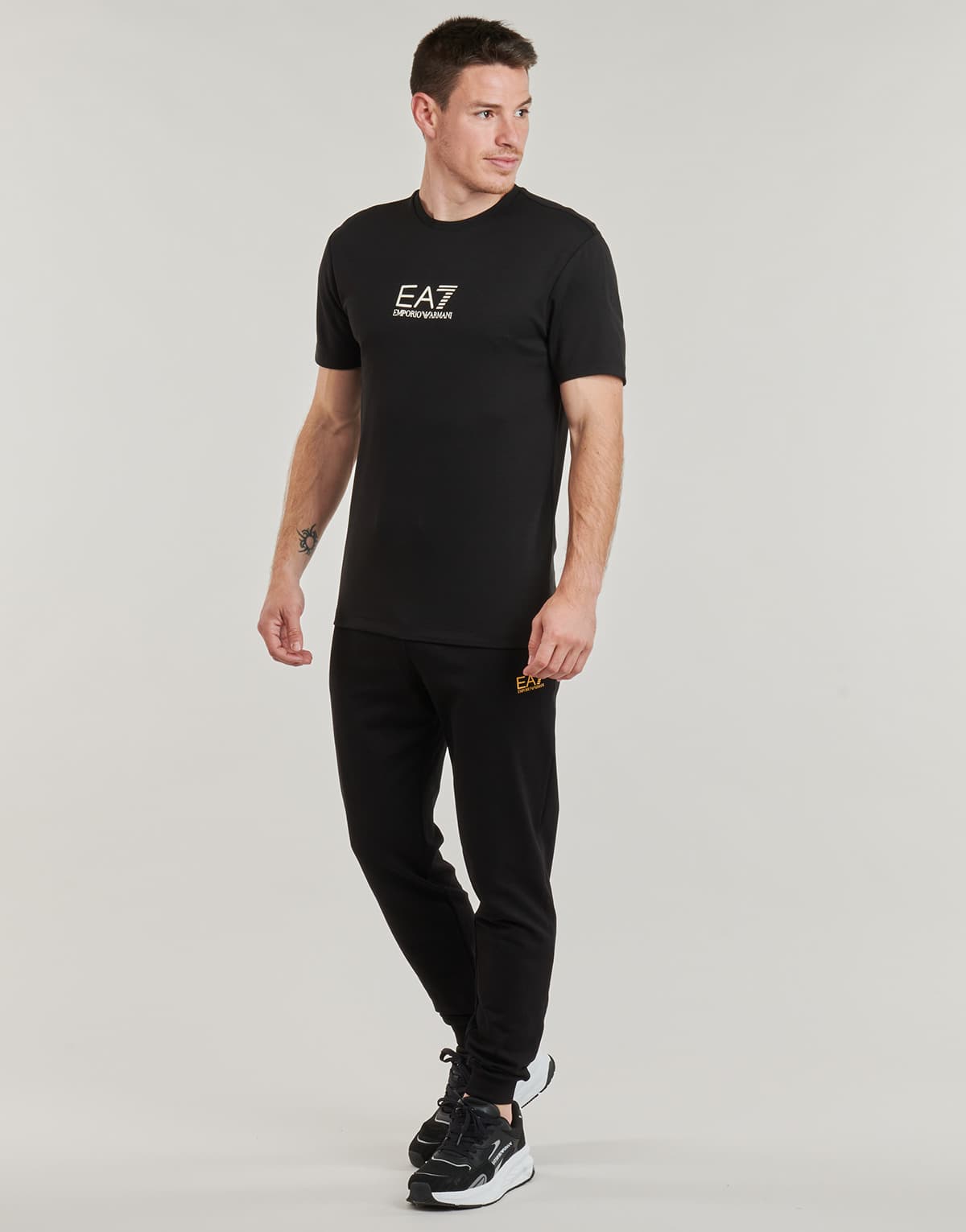 Men's T-Shirts EA7 Black
