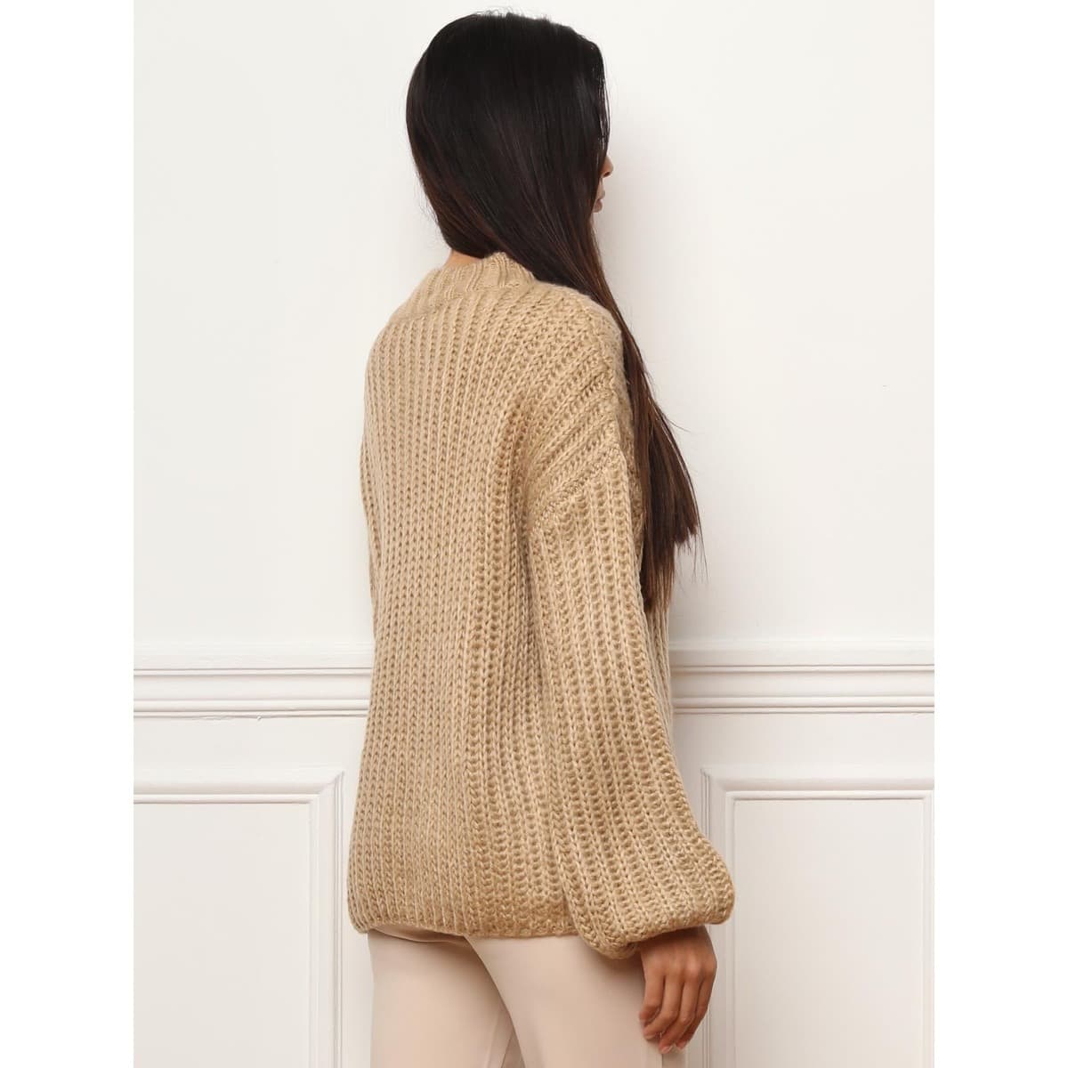 Women's Sweaters La Modeuse Beige