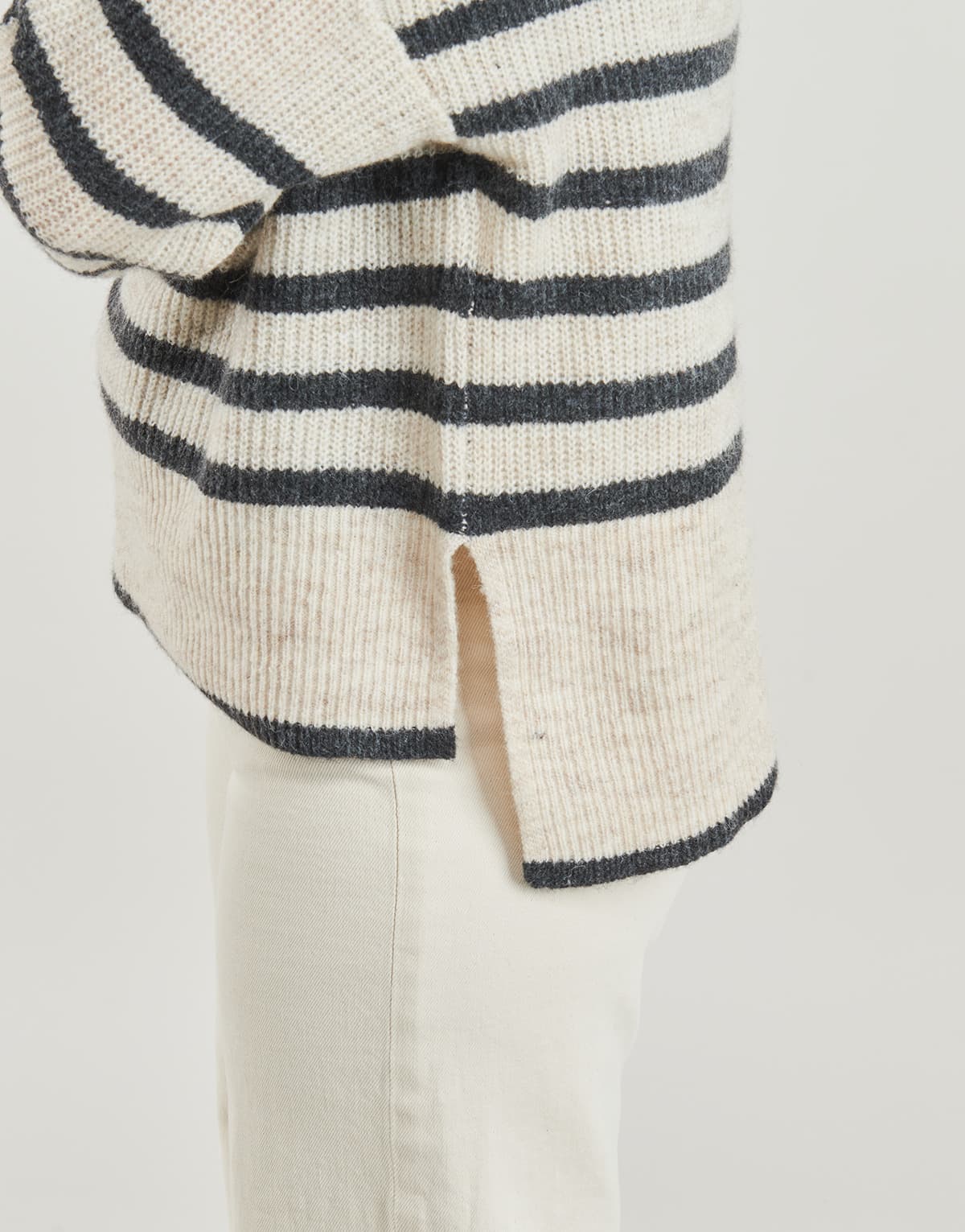 Women's Sweaters Only Beige