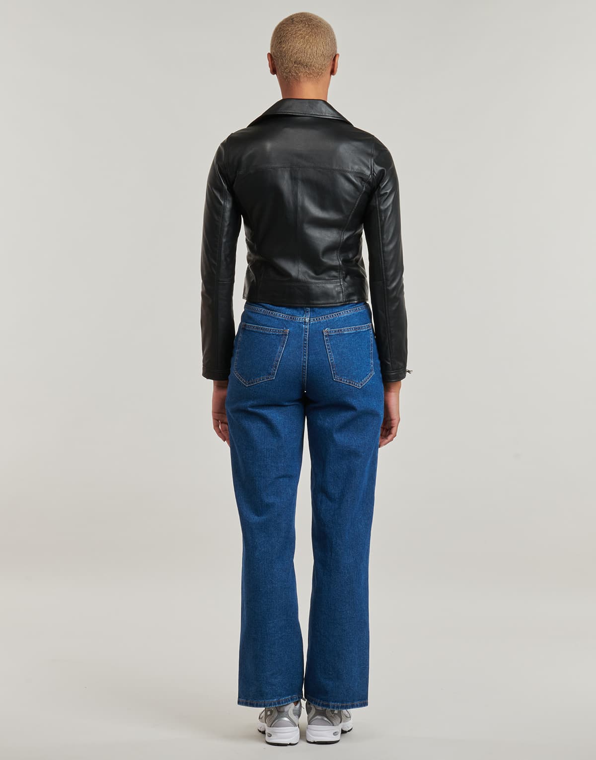 Women's Jackets Oakwood Black