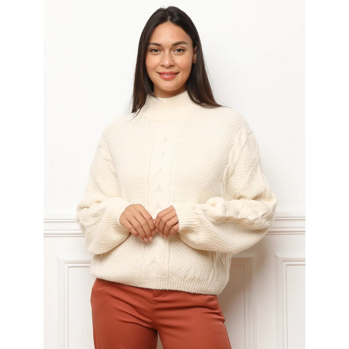 Women's Sweaters La Modeuse Beige