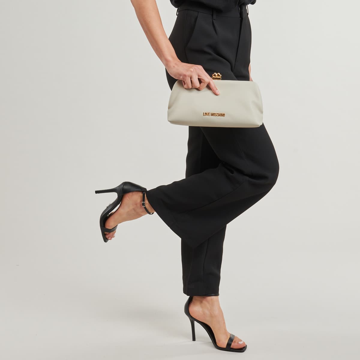 Women's Clutches Love Moschino Beige