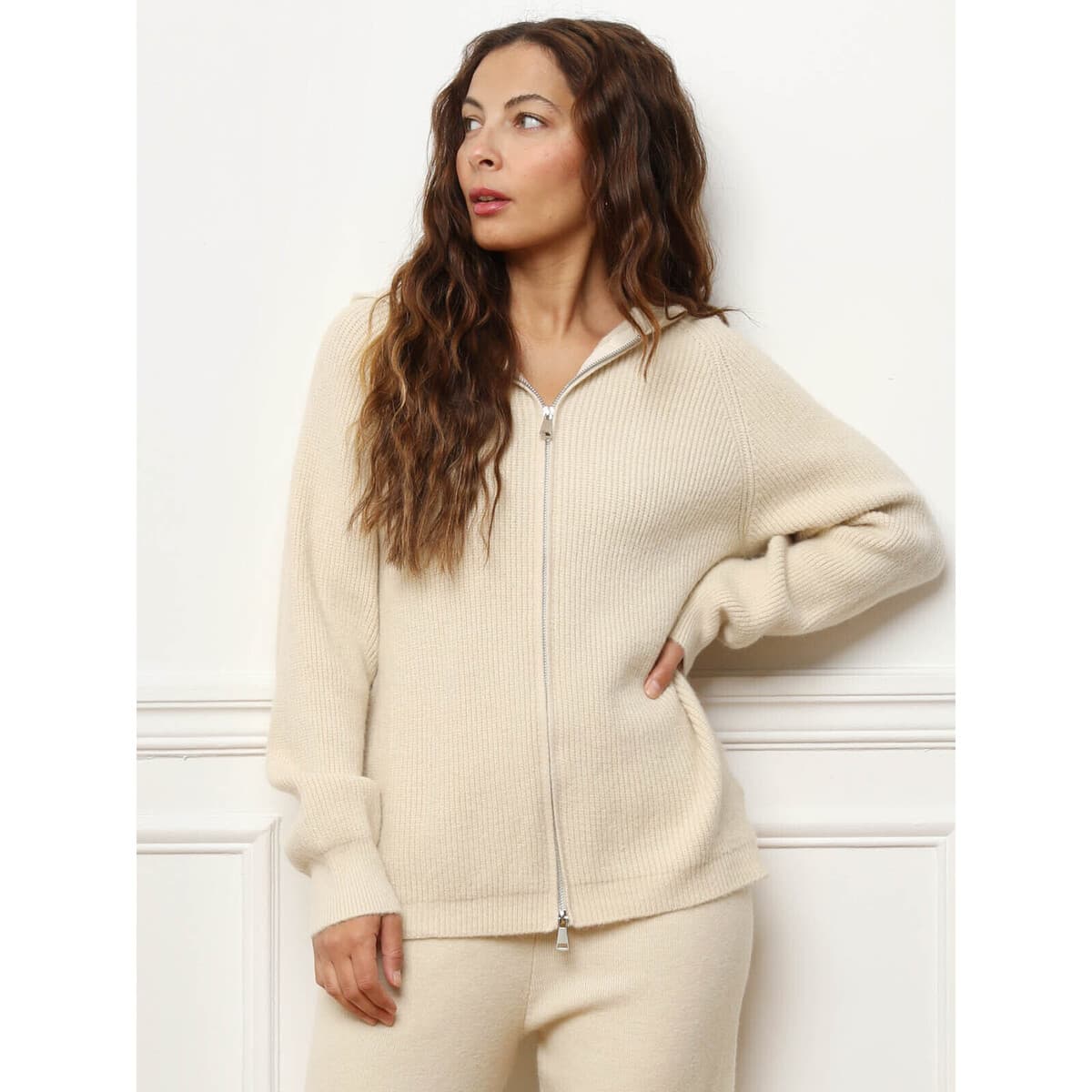 Women's Tracksuits La Modeuse Beige