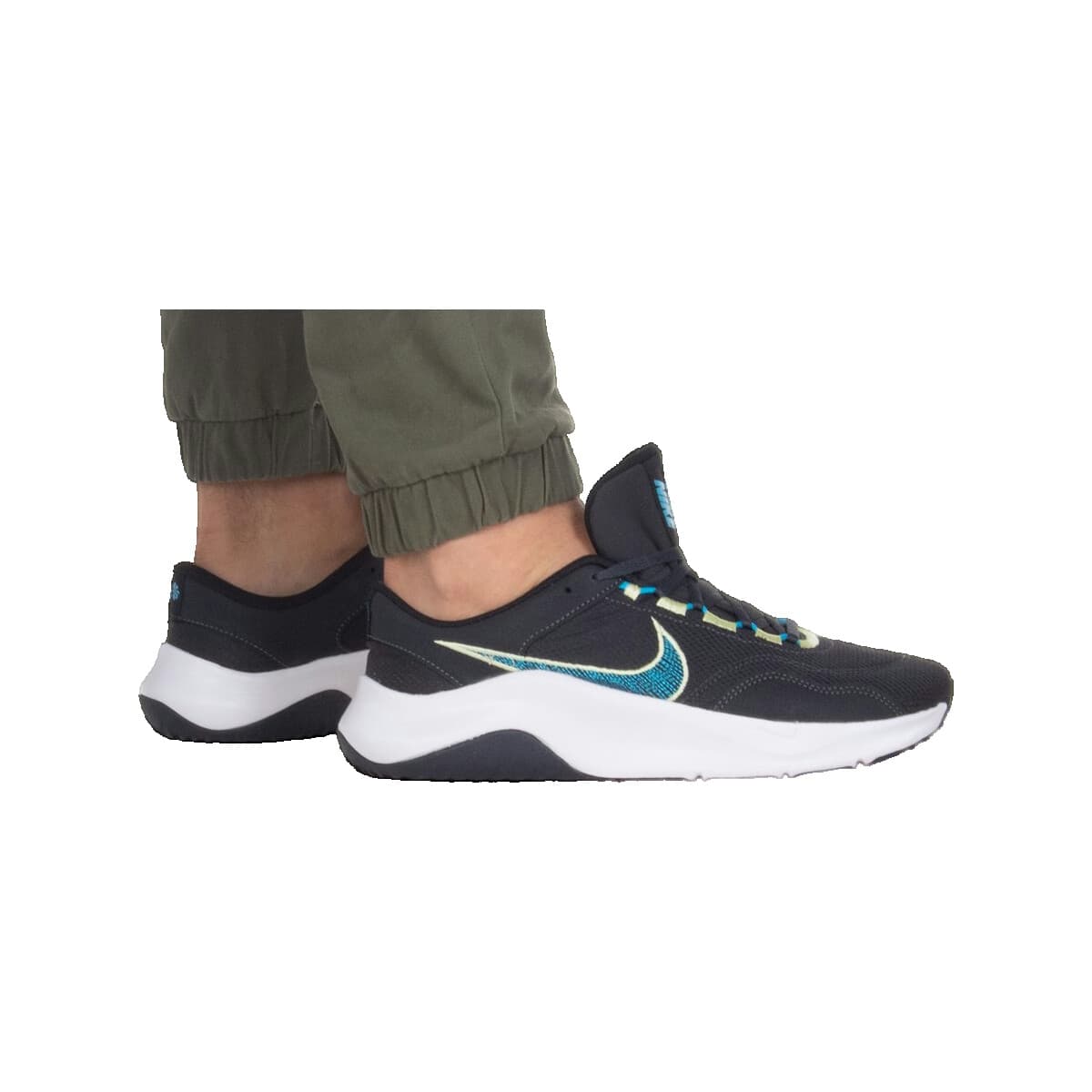 Sneakers Nike Legend Essential 3