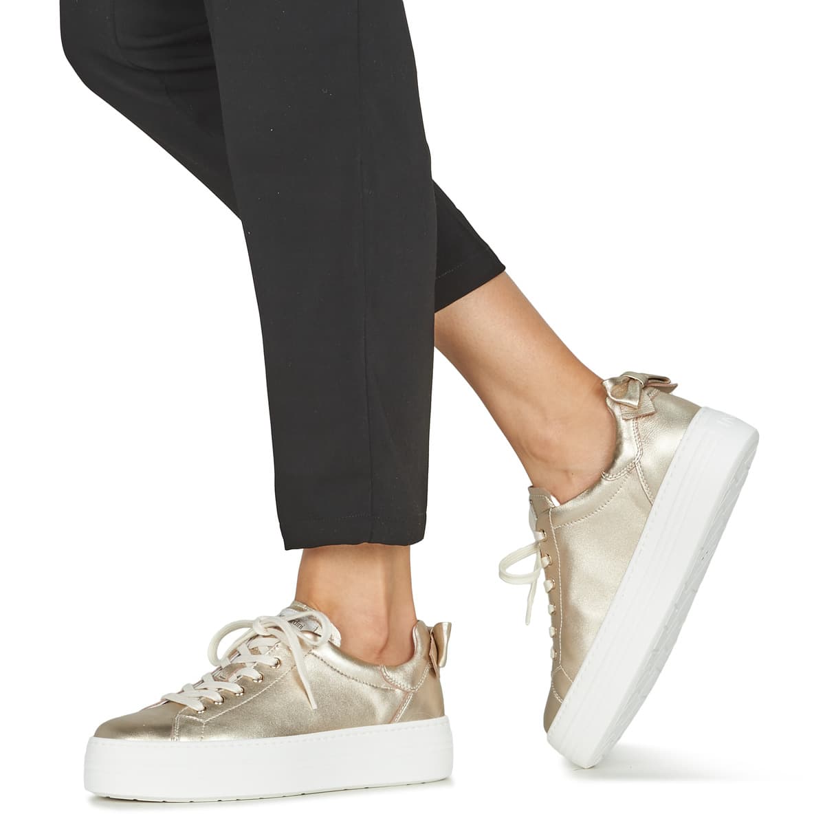 Women's Sneakers NeroGiardini Gold