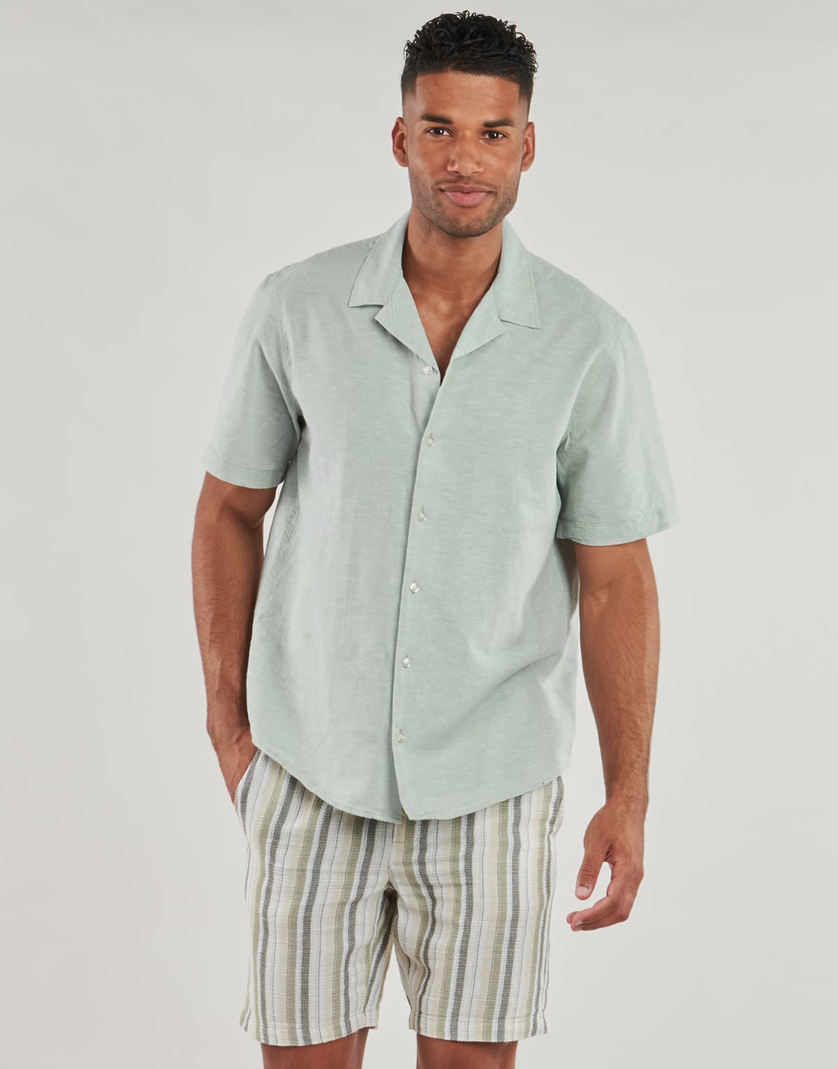 Men's Shirts Selected Green