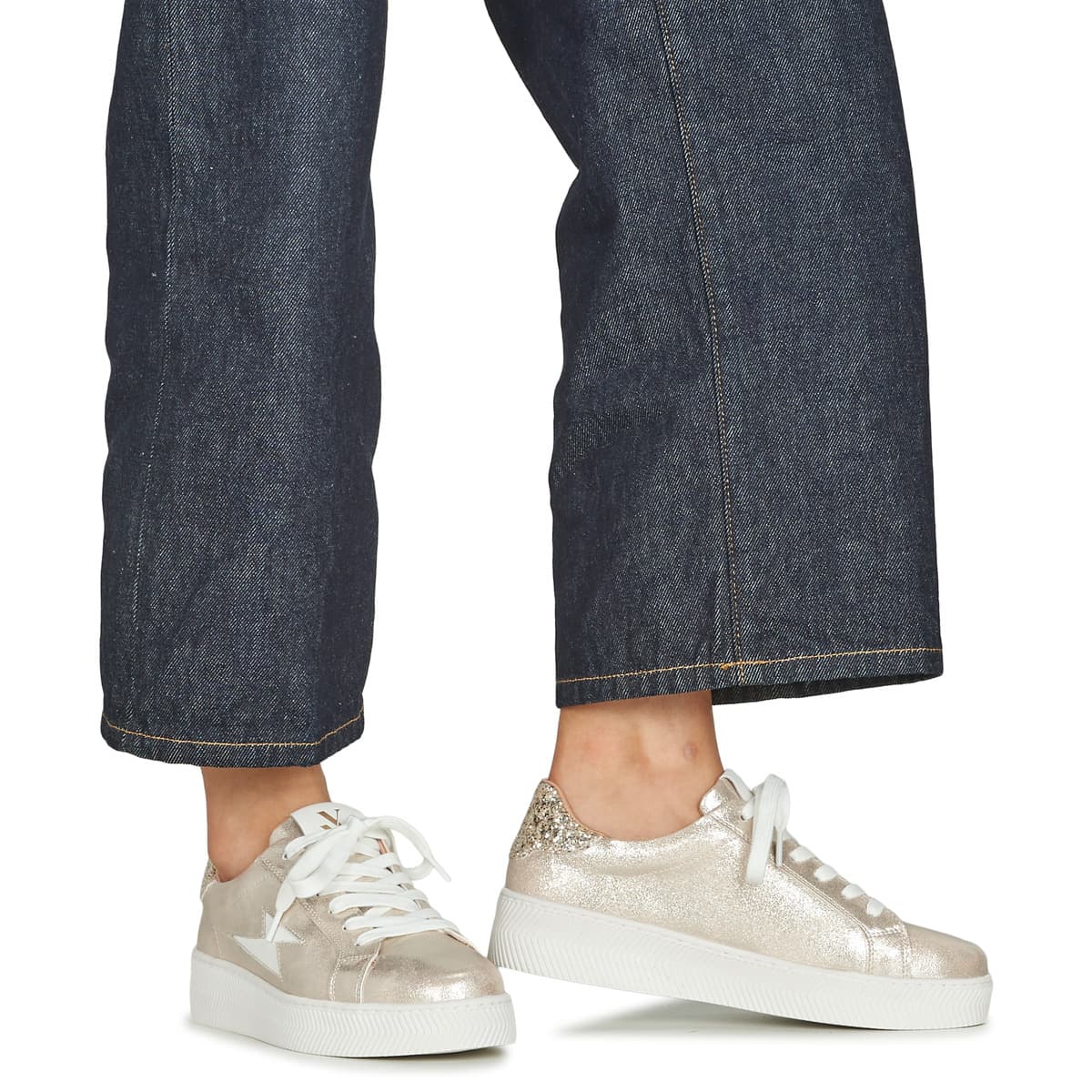 Women's Sneakers Vanessa Wu Gold