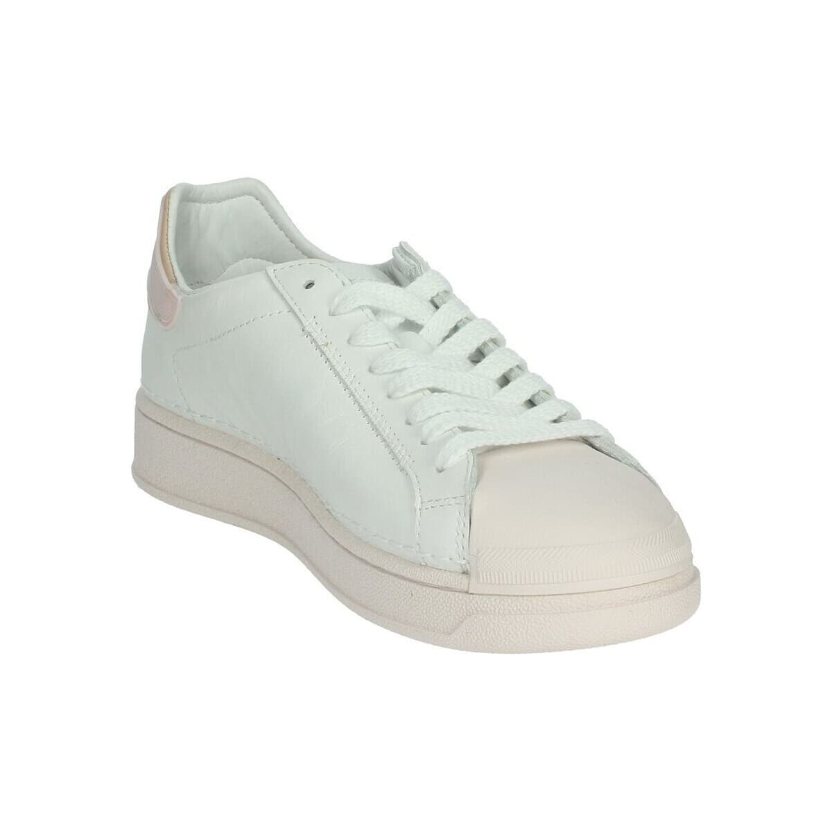 Women's Sneakers D.A.T.E. White