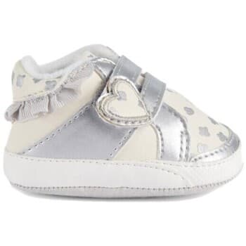 Mayoral 9569 Deportiva para recién nacido Plata