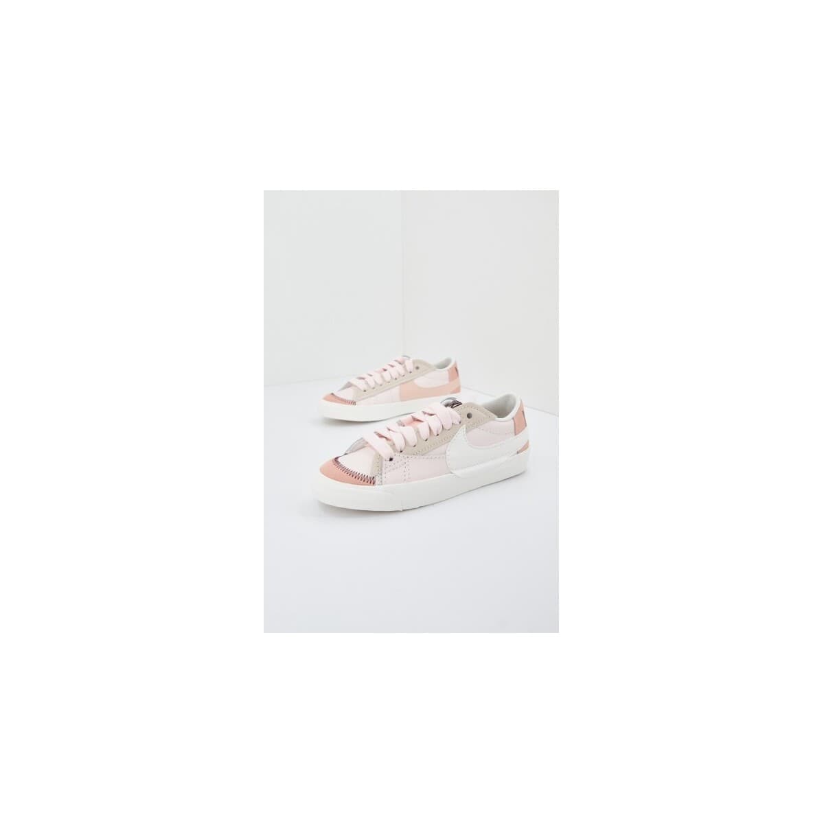 Women's Sports Shoes Nike Pink