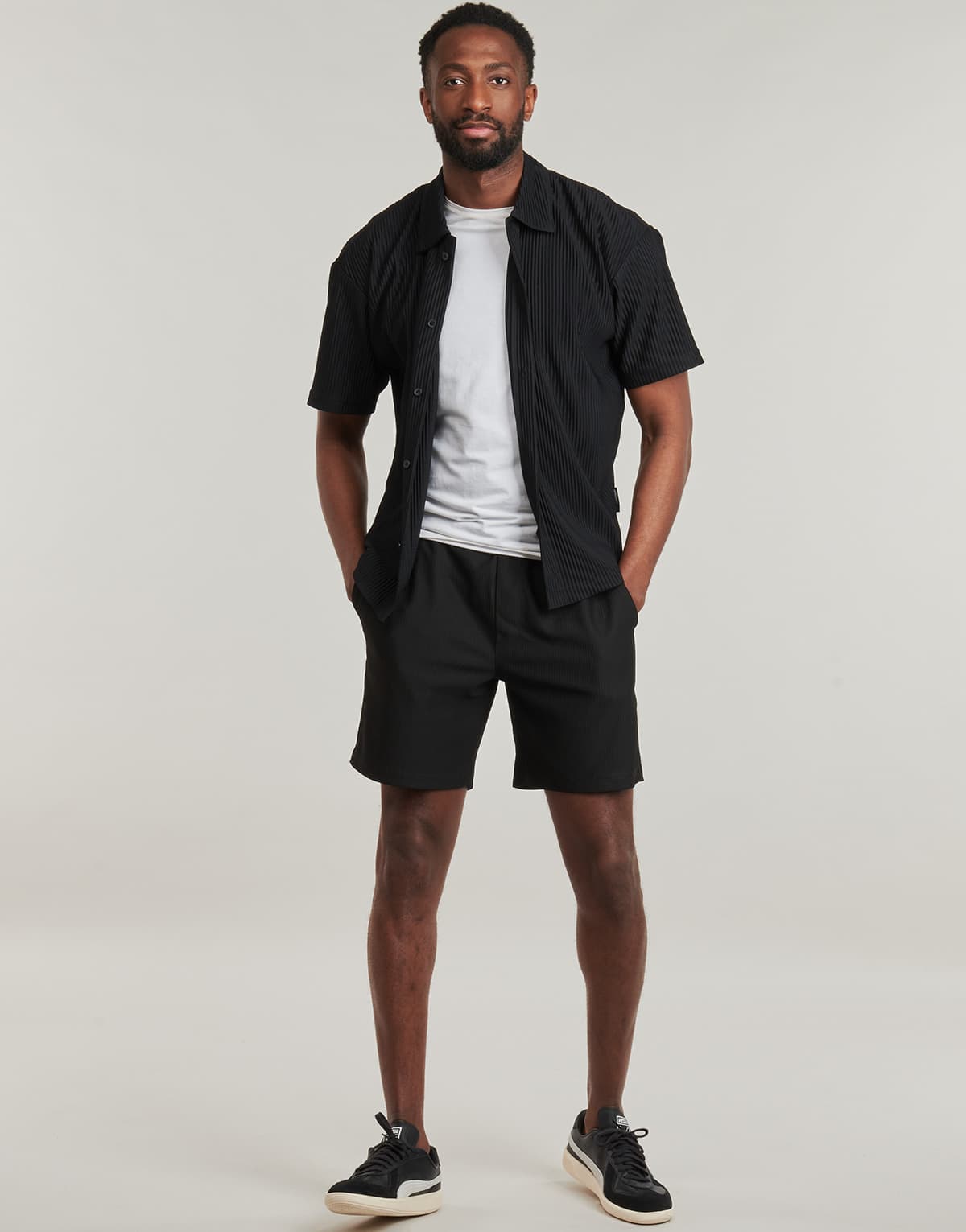 Men's Shorts Only & Sons Black