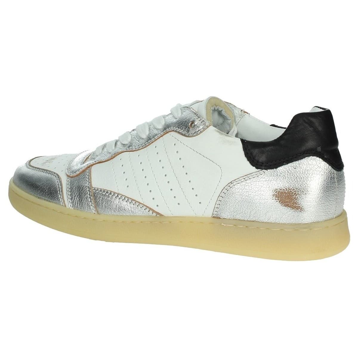 Women's Sneakers D.A.T.E. White