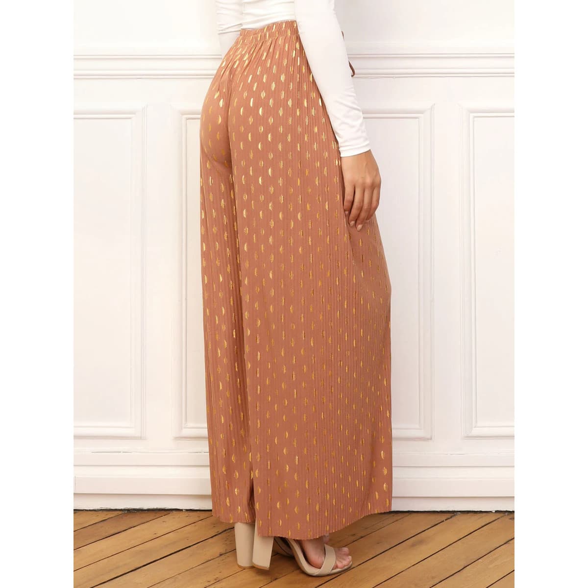 Women's Pants La Modeuse Brown