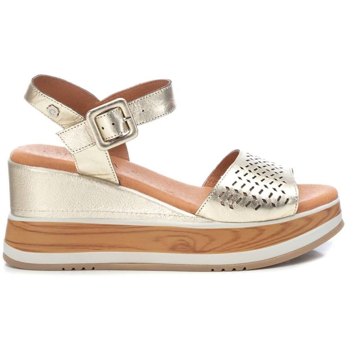 Σανδάλια με πλατφόρμα Carmela 160531