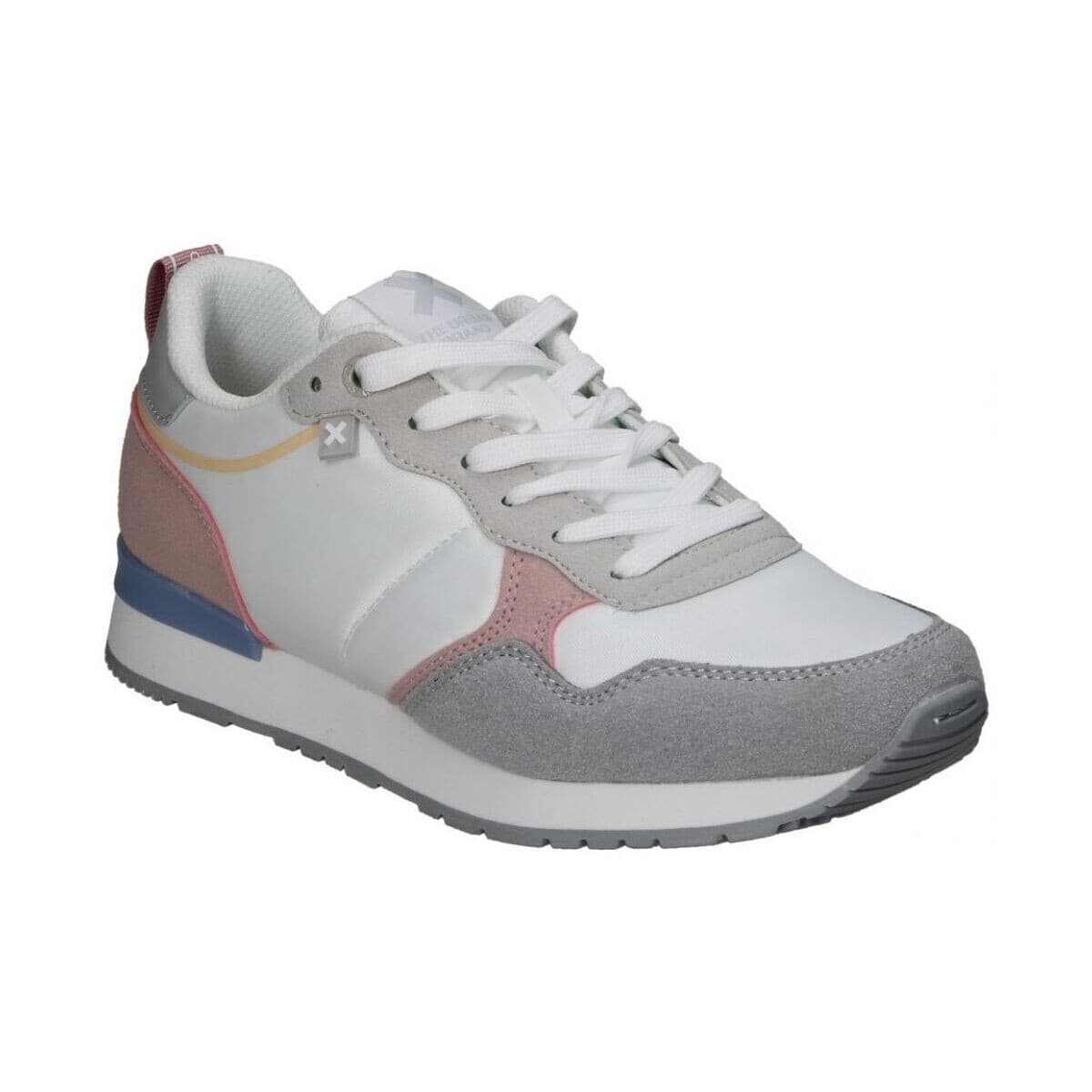 Women's Gym Shoes Xti White