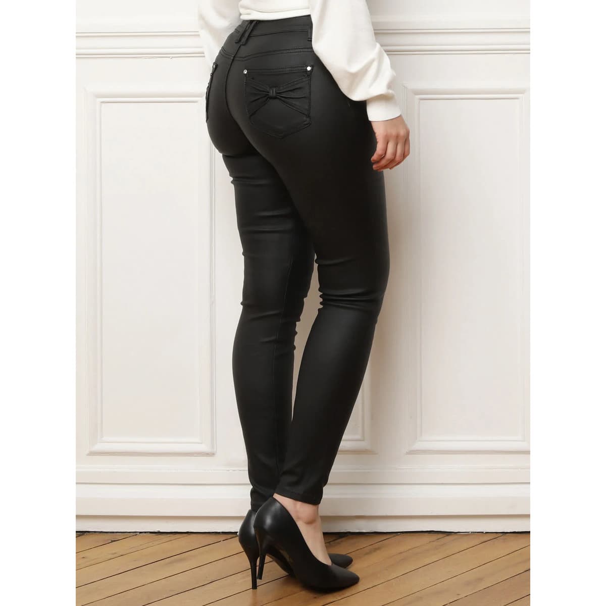 Women's Pants La Modeuse Black