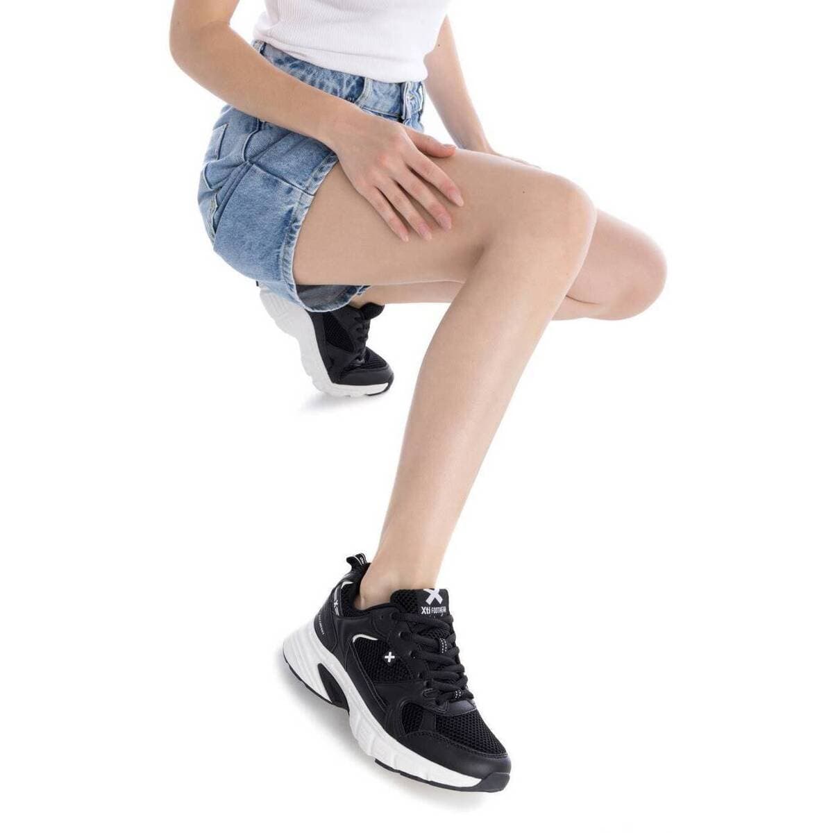 Women's Sneakers Xti Black