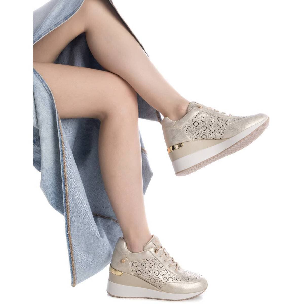 Women's Sneakers Xti Gold