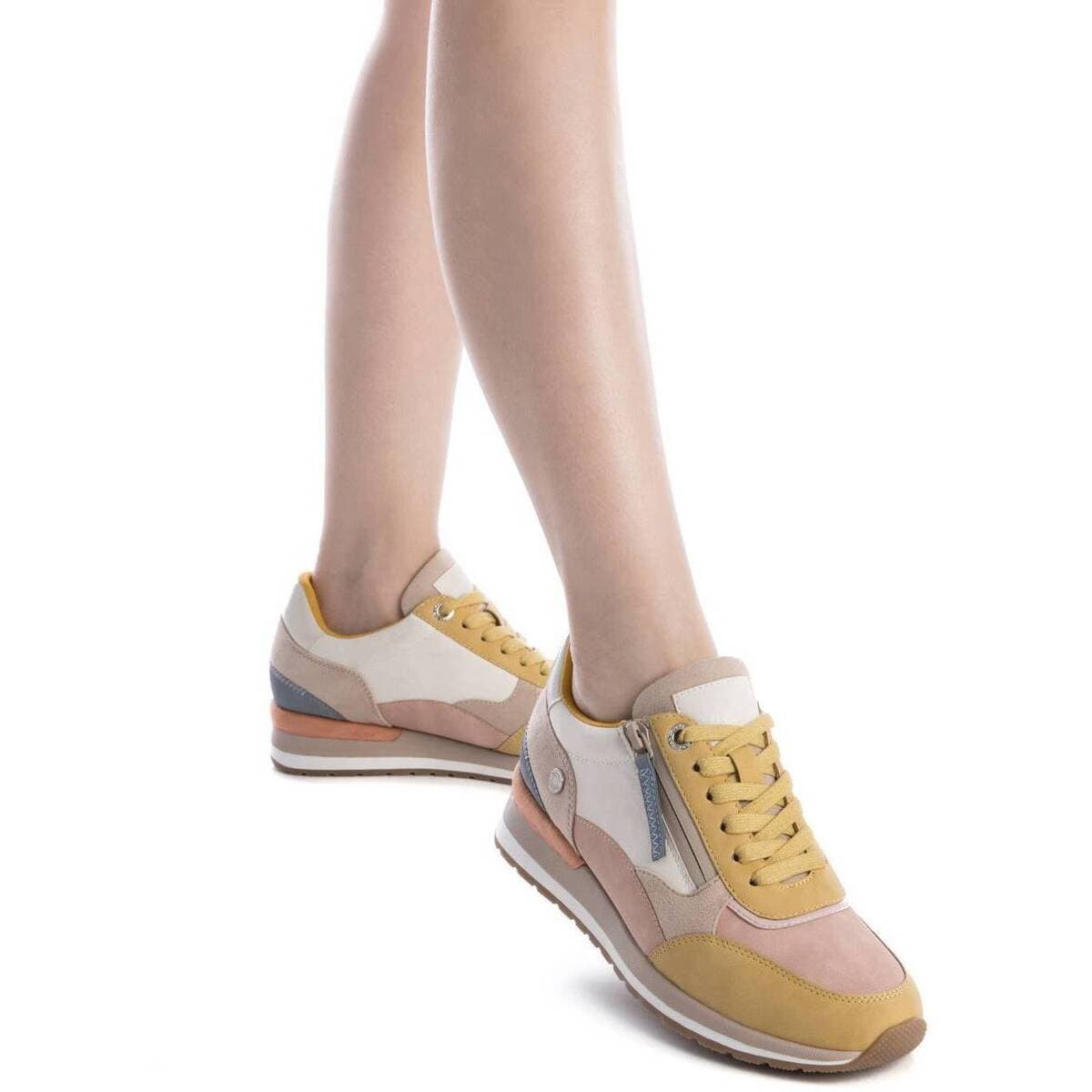 Women's Sneakers Refresh Brown