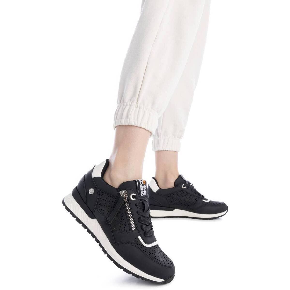 Women's Sneakers Refresh Black