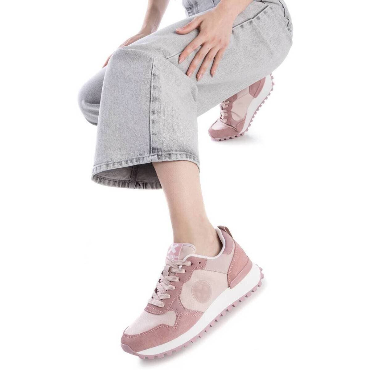 Women's Sneakers Xti Brown