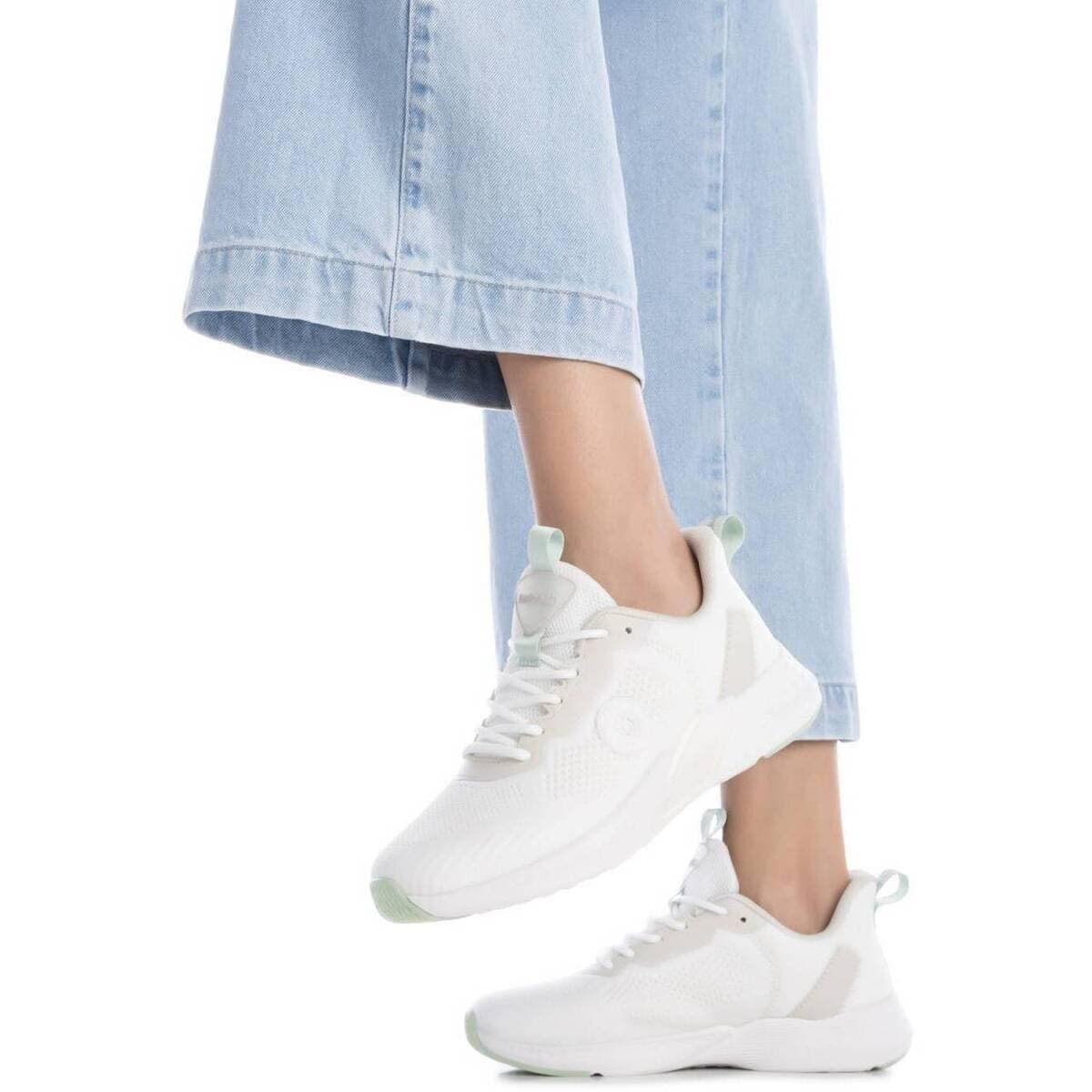 Women's Sneakers Refresh White
