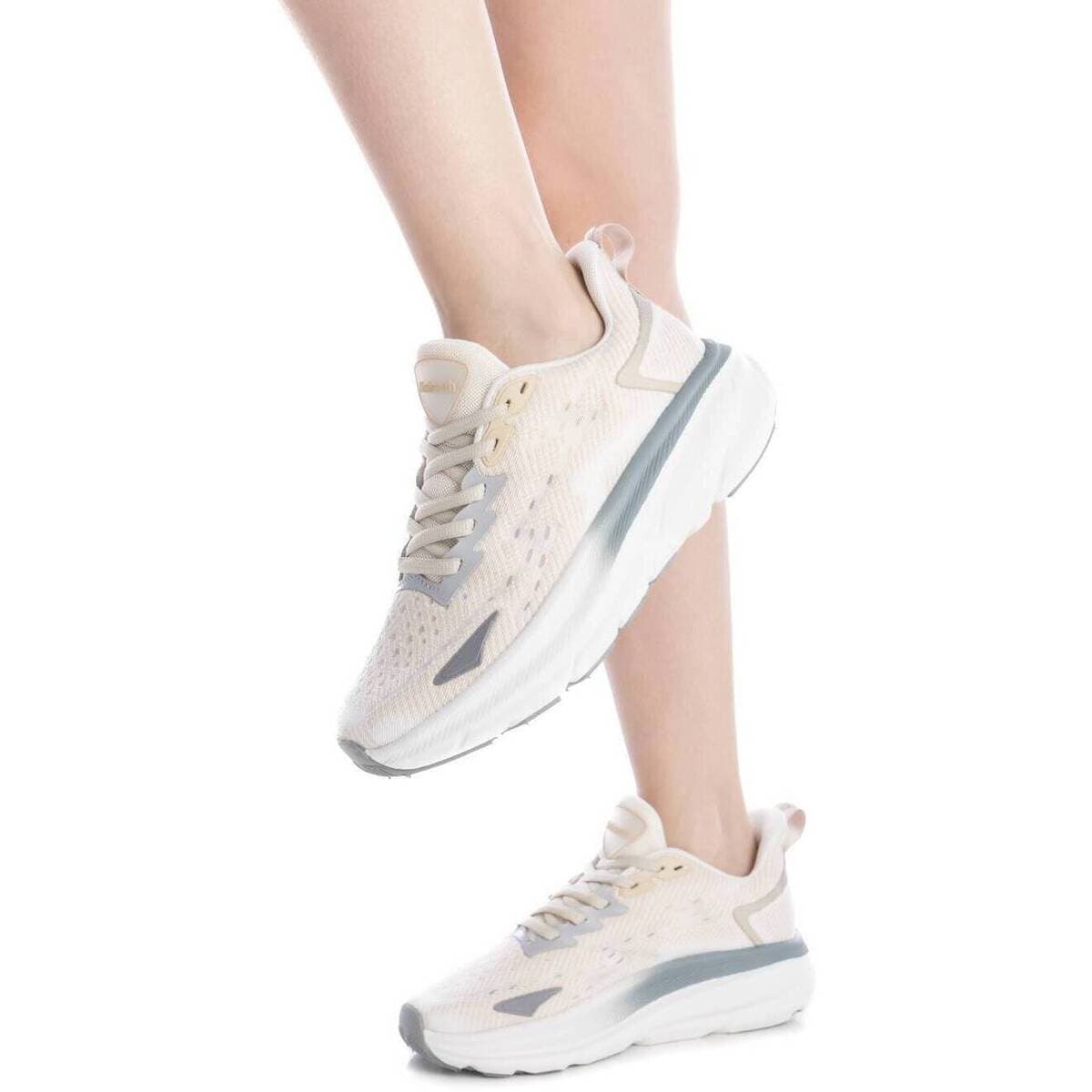 Women's Sneakers Refresh Brown