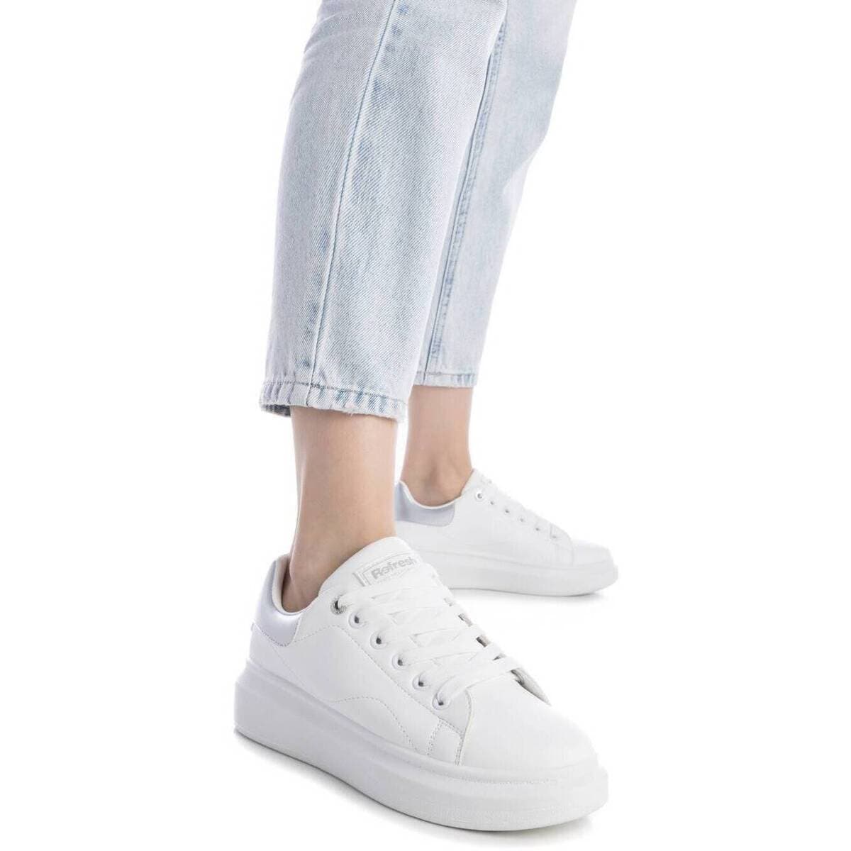 Women's Sneakers Refresh Silver