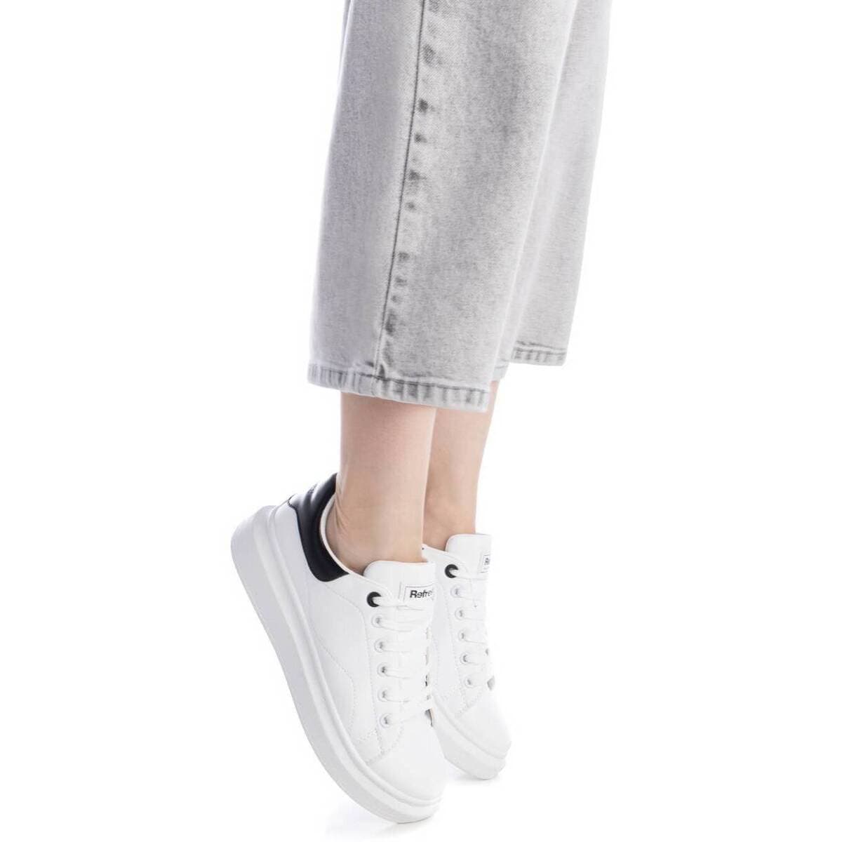 Women's Sneakers Refresh Black