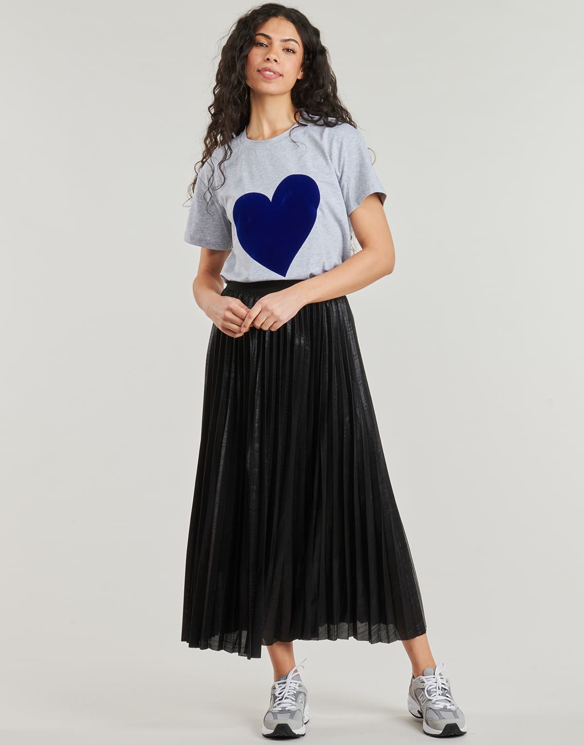 Women's Skirts Betty London Black