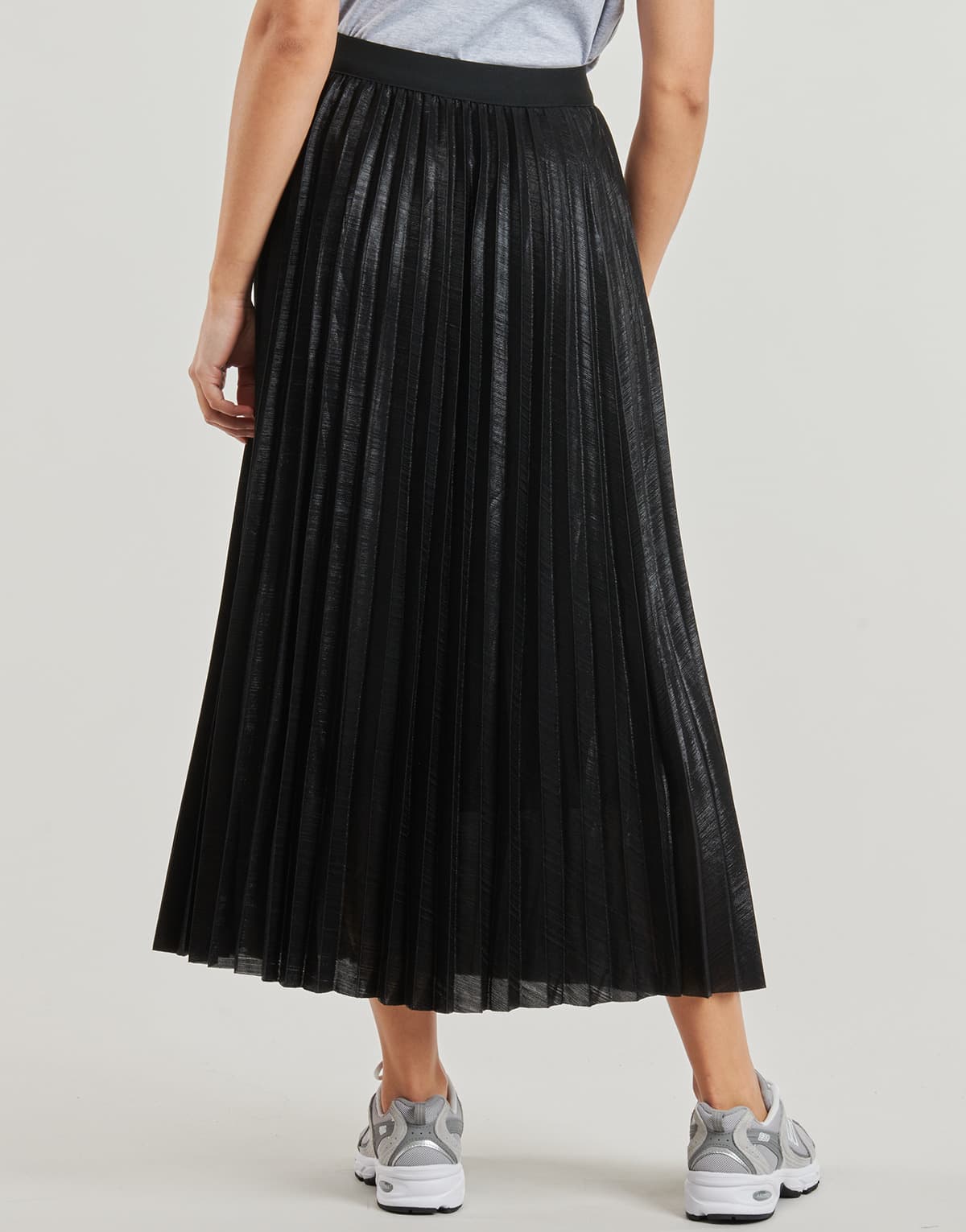 Women's Skirts Betty London Black