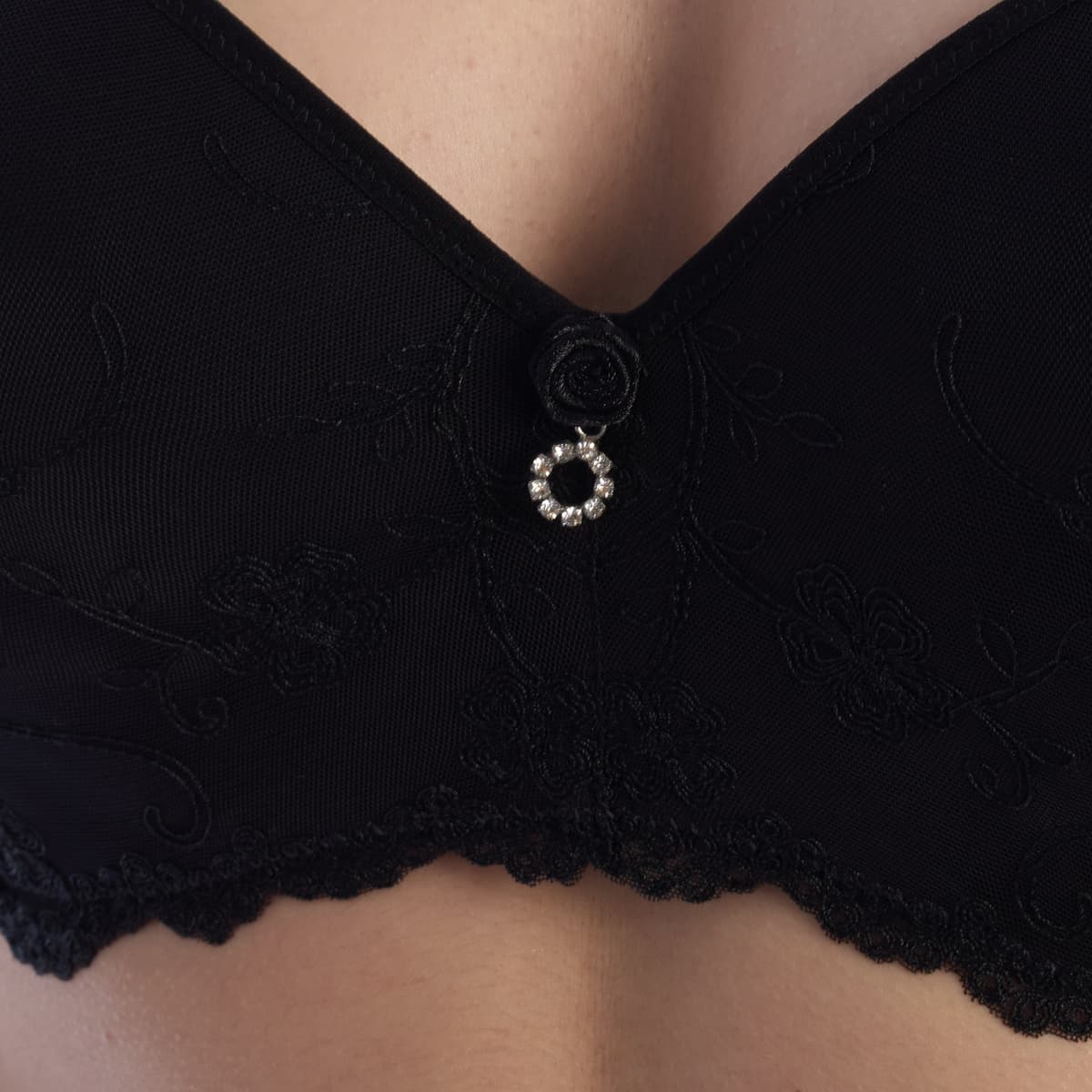 Women's Sports Bras Selene Black