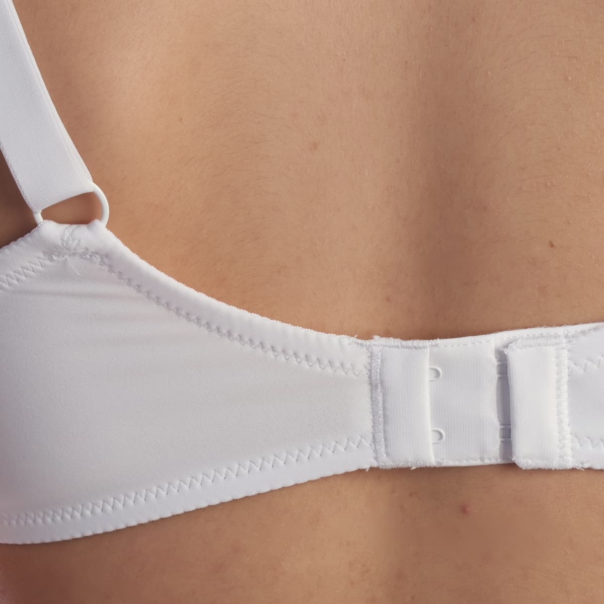 Women's Sports Bras Selene White