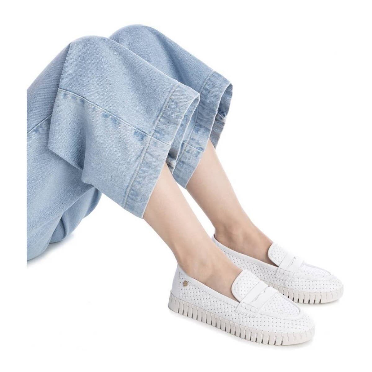 Women's Dress Shoes Carmela White