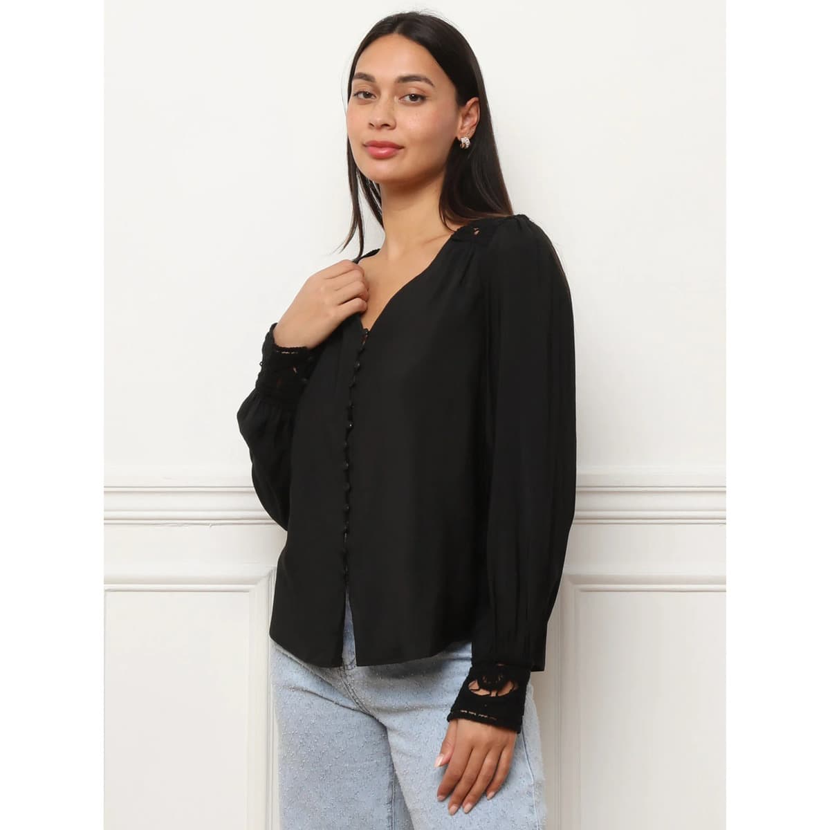 Women's Shirts La Modeuse Black