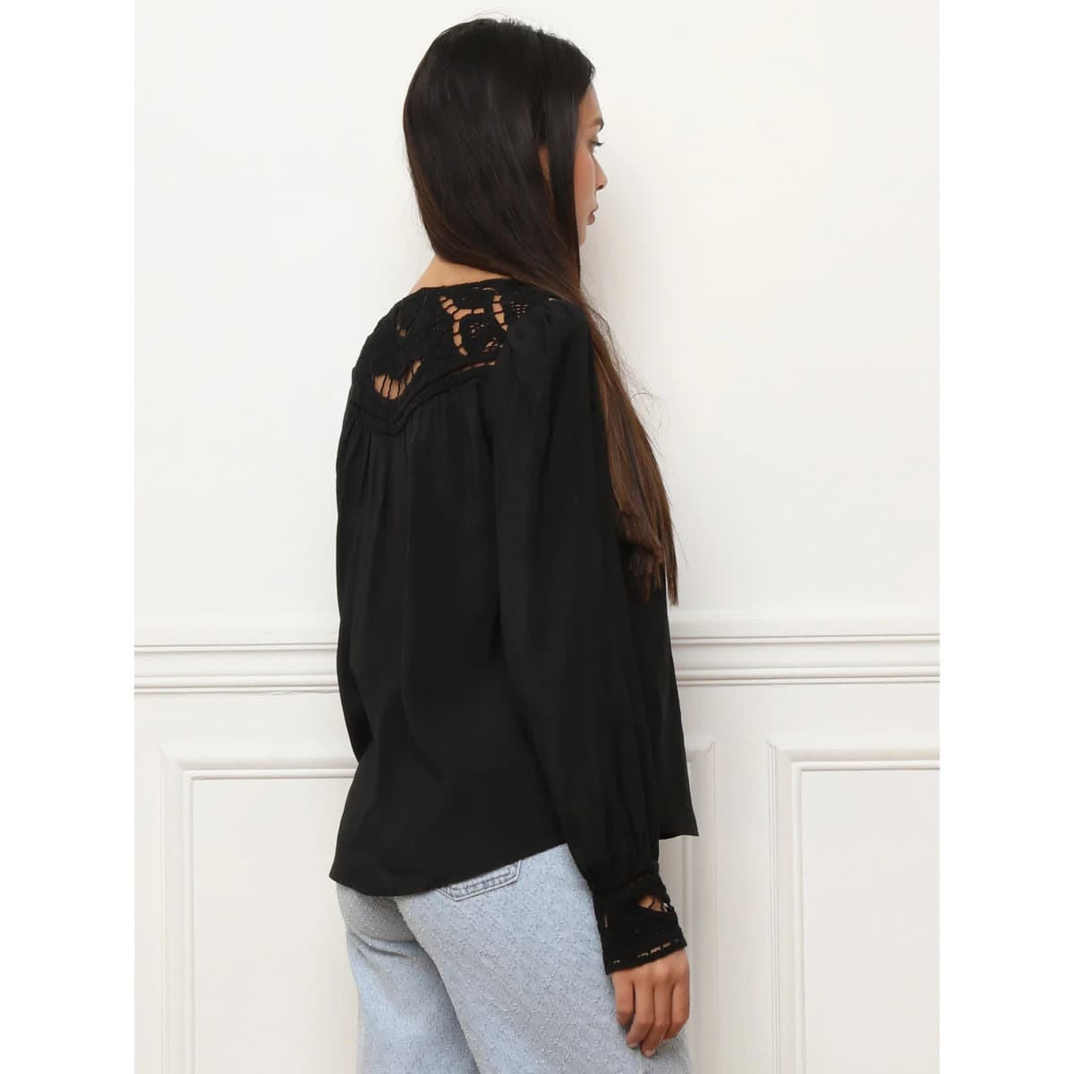 Women's Shirts La Modeuse Black